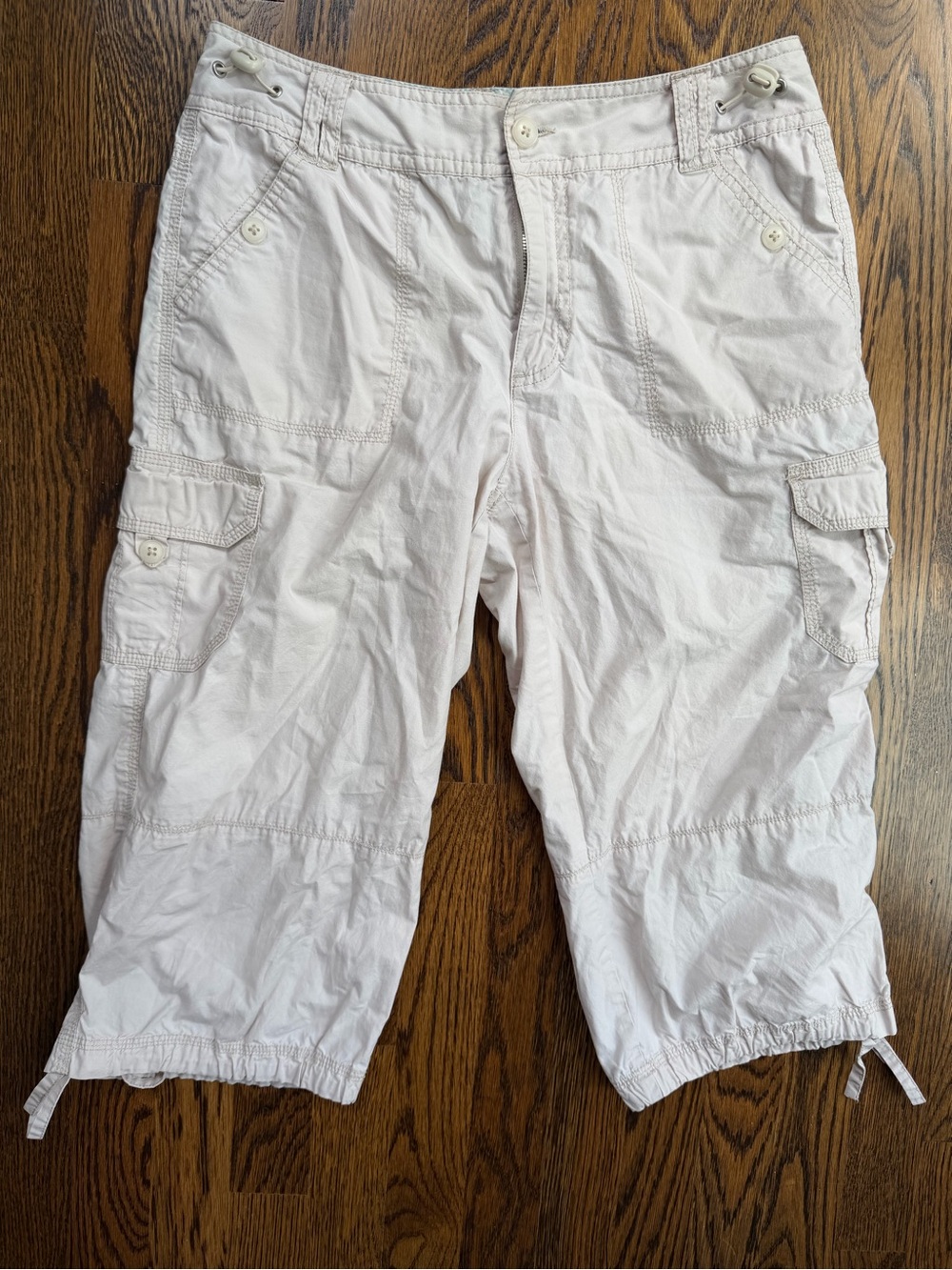 Dressbarn Vintage Cotton Cargo Cropped 90s Y2K Neutral Capris in Light Cream